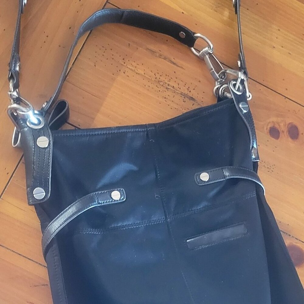 B-Makowski Black Buckled Shoulder Bag - Mixed Leather/Fabric - Picture 8 of 16